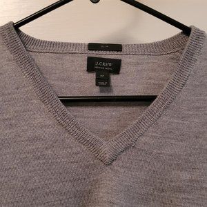 Slim Fit Merino V